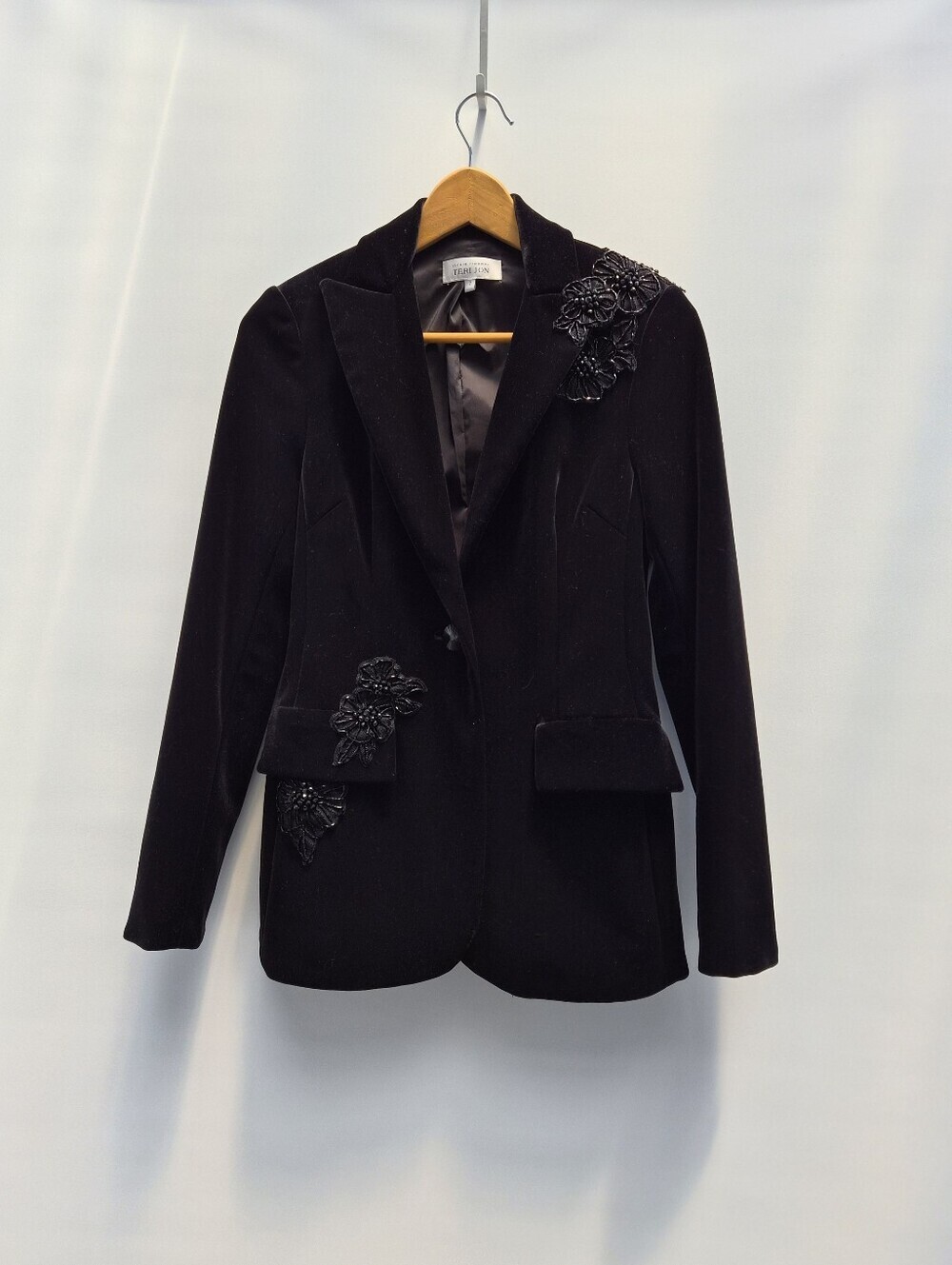 Rickie Freeman Teri Jon Black Velvet Beaded Applique Blazer Jacket Size 2